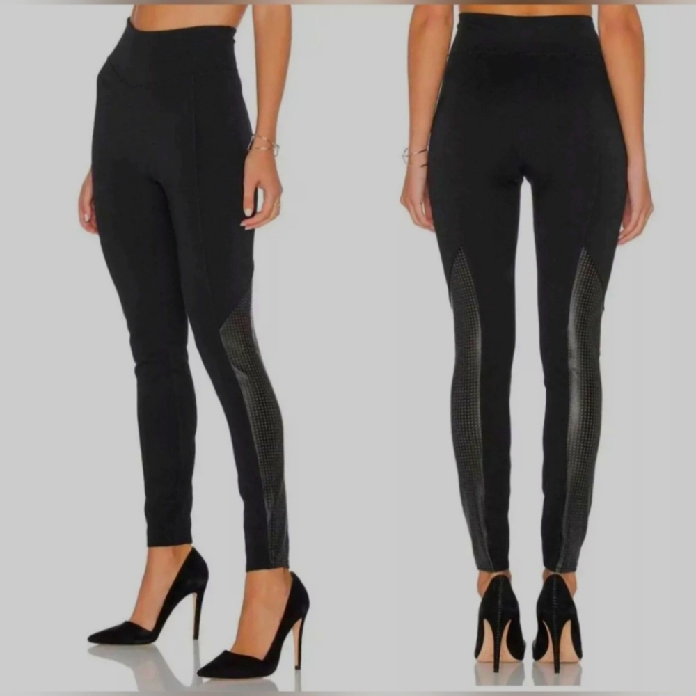 Ladies Spanx Perforated Faux Leather Panel Legging Very Black Size Large